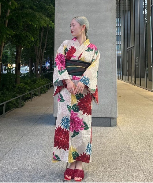Ameri（アメリ） 浴衣 KEITAMARUYAMA × Ameri BEIGE FLOWER YUKATA