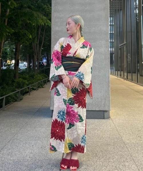 KEITA MARUYAMA（ケイタマルヤマ） 浴衣 × Ameri BEIGE FLOWER YUKATA