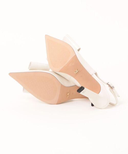 CHARLES ＆ KEITH（チャールズ&キース） パンプス Lu ルー レザーボウ
