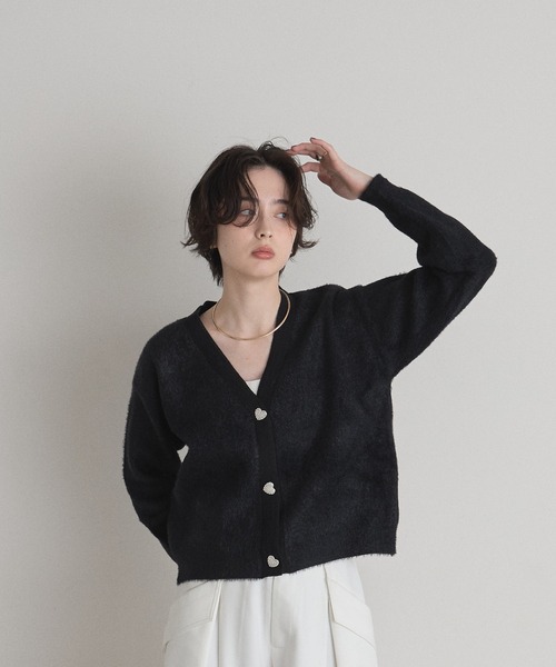 &. NOSTALGIA（ノスタルジア） カーディガン ハートボタンVネック