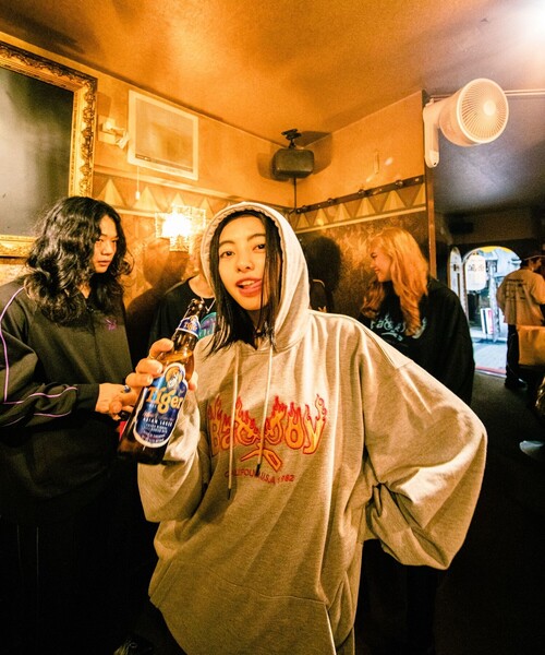 「BAD BOY」 プルオーバーパーカー MEDIUM グレー レディース_画像5