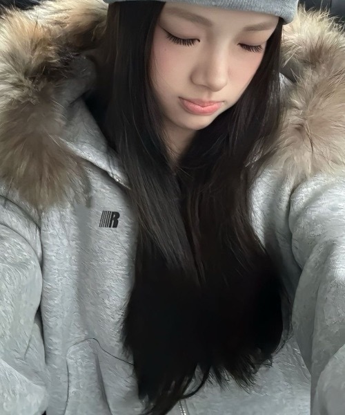 パーカー フードファーデザイン ワンポイントジップパーカー