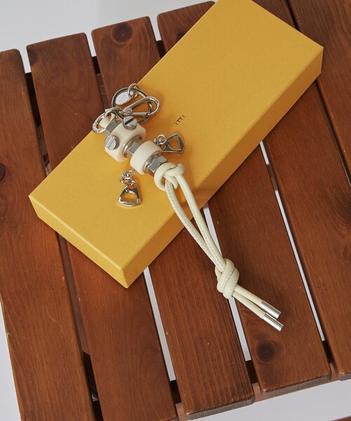 ITTI（イッチ） キーケース 「ITTI」CRISTY ROBOT KNOT CHARM / STCOW