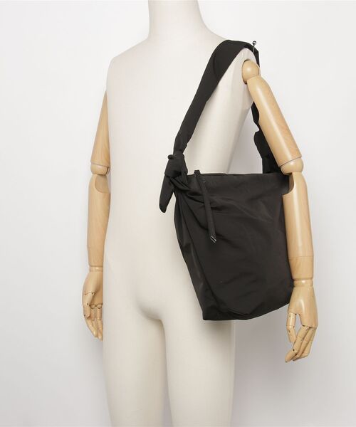 anuke（アンヌーク） ショルダーバッグ Knot Nylon Bag メンズ