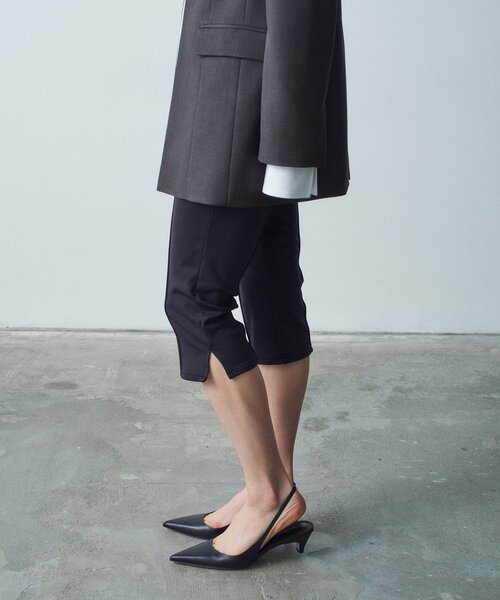パンツ 「Re」cropped leggings pants レディースの画像