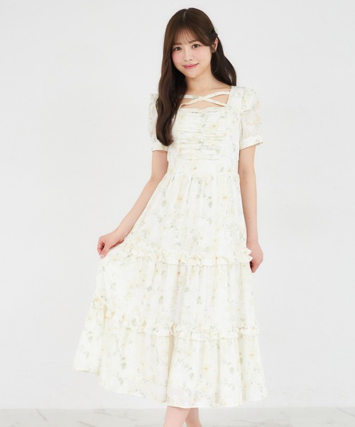 Suyunn ワンピース フリル付きクロスネックラメフラワープリント