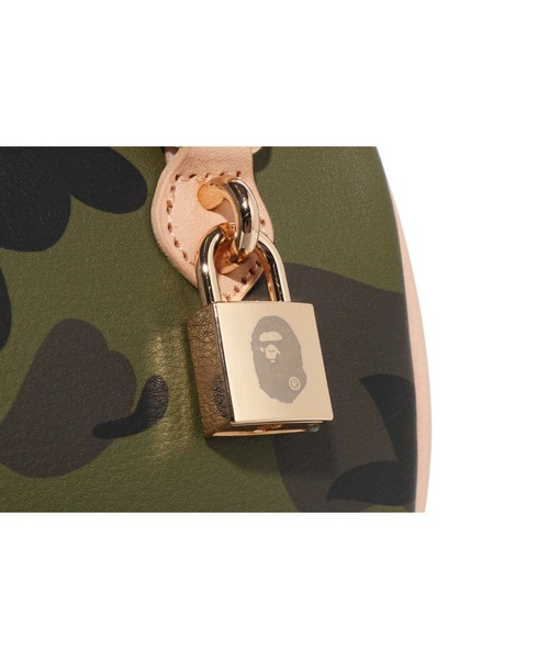 A BATHING APE（アベイシングエイプ） ショルダーバッグ バッグ 1ST