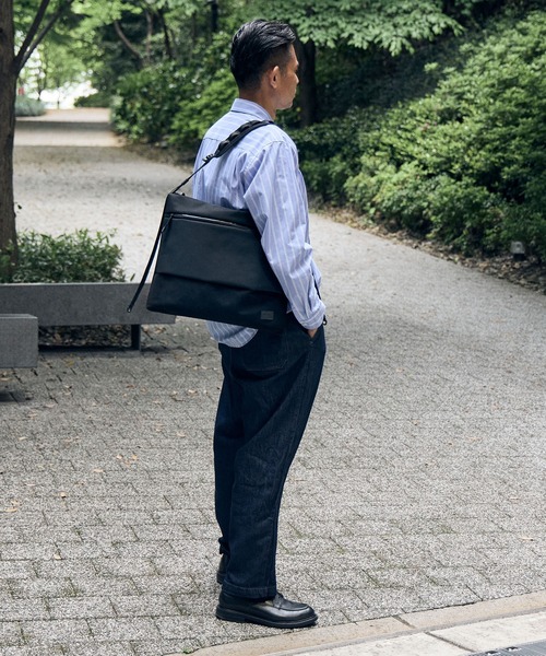 UNTRACK ショルダーバッグ 「アントラック」 ショルダーバッグ OUTDOOR 