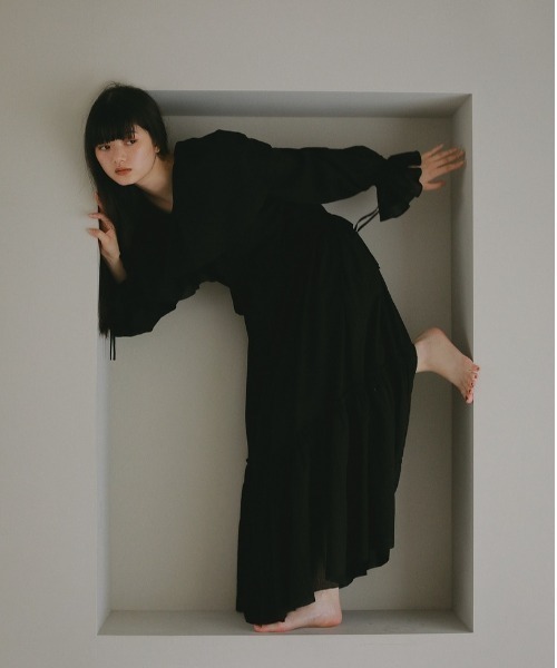 CASA FLINE ワンピース ラッフルフリルロングドレス : ZOZOTOWN