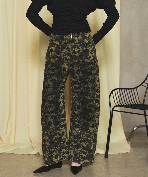【SALE】 MAISON Pants/フラワー Curve Camouflage Flower パンツ SPECIAL パンツ