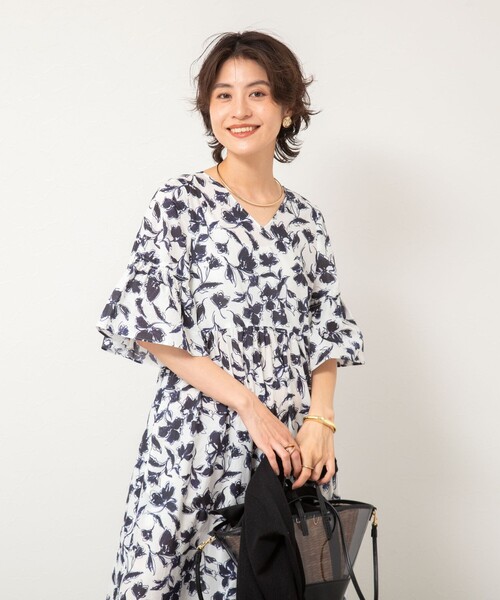 moya様 フラワープリント ティアードワンピース manana suerte ワンピース フラワープリントティアード