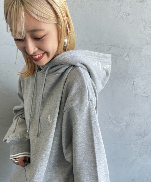 FRED PERRY 「FRED PERRY」 プルオーバーパーカー M グレー FRED PERRY 「FRED PERRY」 プルオーバーパーカー M グレー