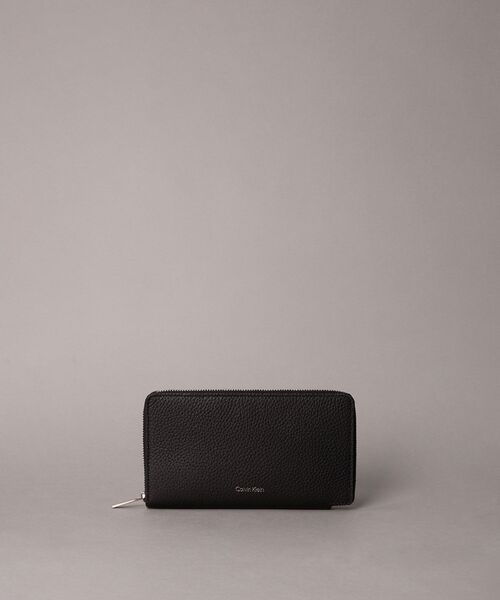   カルバンクライン ウォレット 長財布 ロゴ エンボス Calvin Klein（カルバン・クライン） 財布 長財布 - エンボス ロング