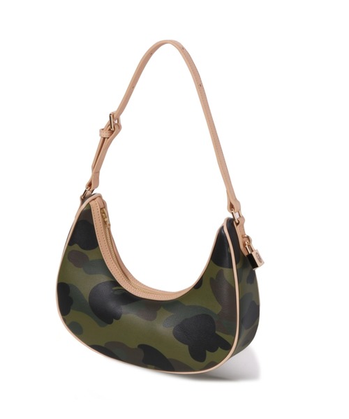 A BATHING APE（アベイシングエイプ） ハンドバッグ 1ST CAMO HAND BAG