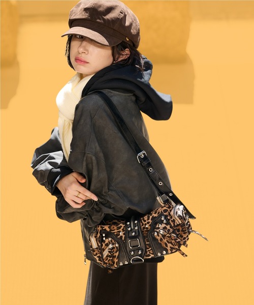 Y2K レオパード柄 スタッズ ワンショルダーバッグ 大容量 ROOP TOKYO ハンドバッグ Studded Leopard-Print Handbag / スタッズ