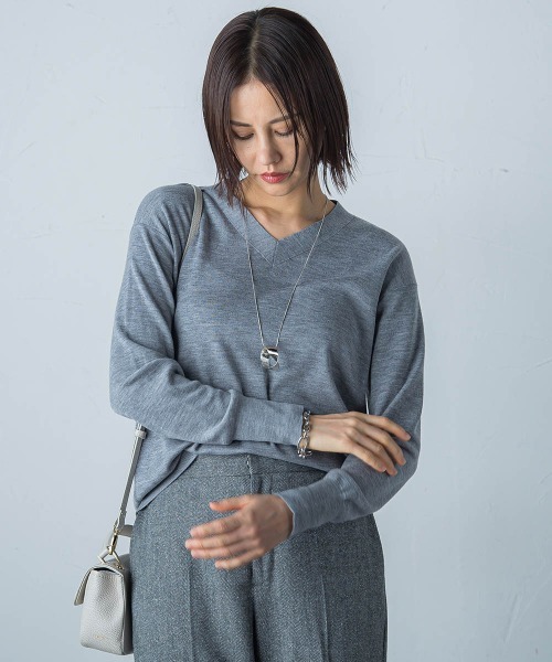 LAUTREAMONT ニット セーター BrisbaneVネックニットプル