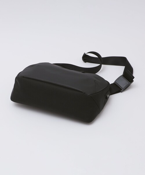SHIPS（シップス） ショルダーバッグ 「SHIPS別注」Aer: TECH SLING