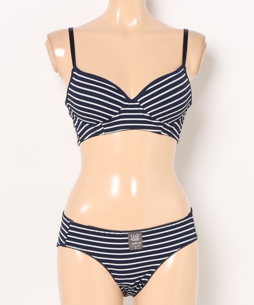 Sanei ブラジャー ショーツセット 「Relax」マリン風ストライプ柄の