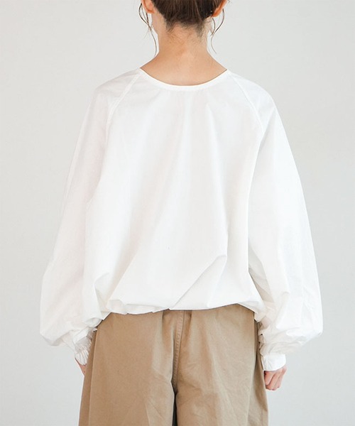pois airy 2way blouse ブラウス　シャツ　ホワイト solamonat poche（ソラモナポッシェ） ブラウス シャツ ウェザー