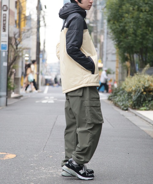 「THE NORTH FACE」 マウンテンパーカー X-SMALL アイボリー メンズ_画像3