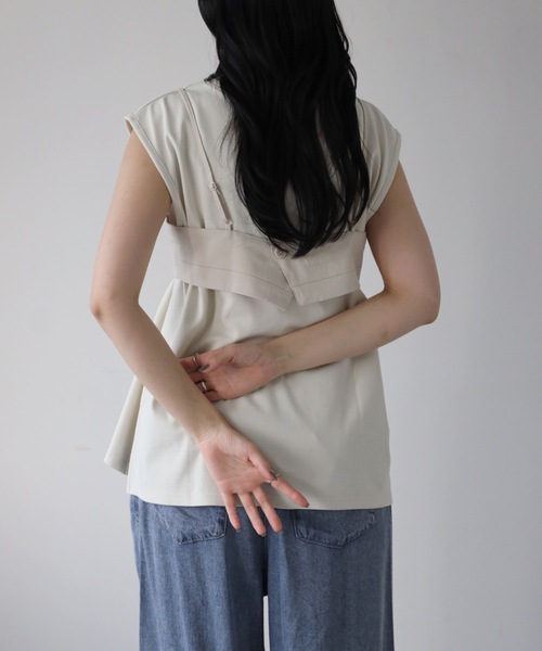 YENNA tシャツ チビブラ＋タンクトップ / ビスチェ / ブラビスチェ