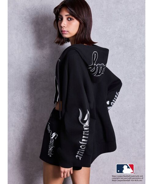 MLB パーカー GYDA「MLB」bijou logo BIGパーカー「セットアップ着用
