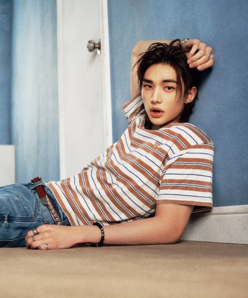 GUESS（ゲス） tシャツ 「Stray Kids ヒョンジン着用」GUESS UNI S/SLV
