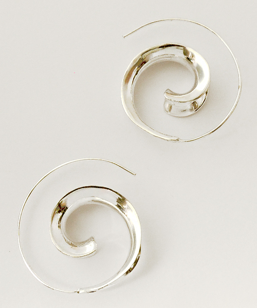 ピアス 「Brass ACC」Brassデザインピアス(OG) レディースの画像