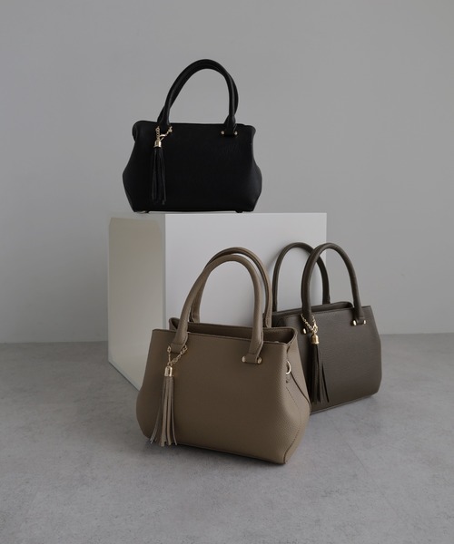 【新品未使用】セルリ　羊革　フリンジバッグ　2wayバッグ CELERI/セルリ】 BAG / 2way 羊革 レザー 巾着 ショルダーバッグ
