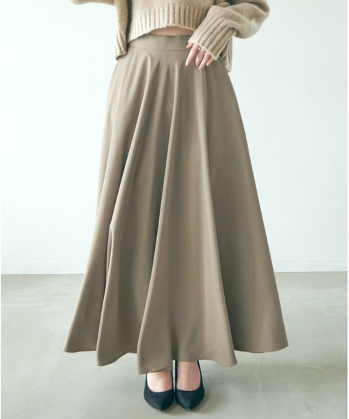 BEAUTY&YOUTH　タックボリュームマキシスカート　アイボリー　54622 BEAUTY&YOUTH タックボリュームマキシスカート アイボリー 54622