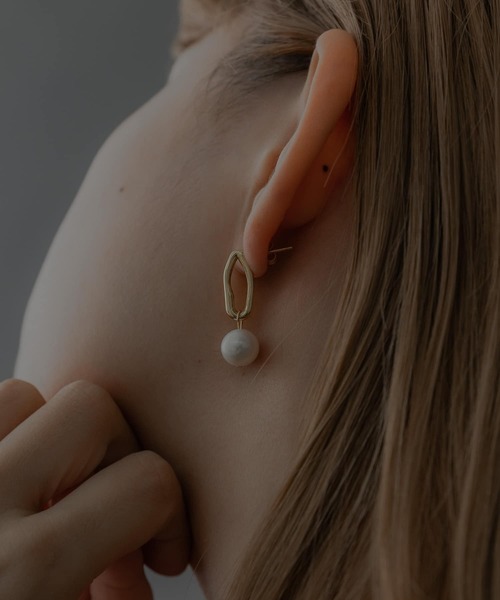 【新品未使用】SMELLY so’　pearl drop pierce ピアス SMELLY so' pearl drop pierce レディース