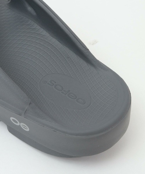 28cm eu42 m9/w11 　OOFOS　サンダル　トング　ウーフォス 2000010-00.jpg