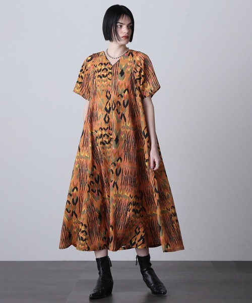 【未使用級】mici パーティードレス／ROSE BUD ROSE BUD ワンピース (mici)プリントVネックドレス : ZOZOTOWN