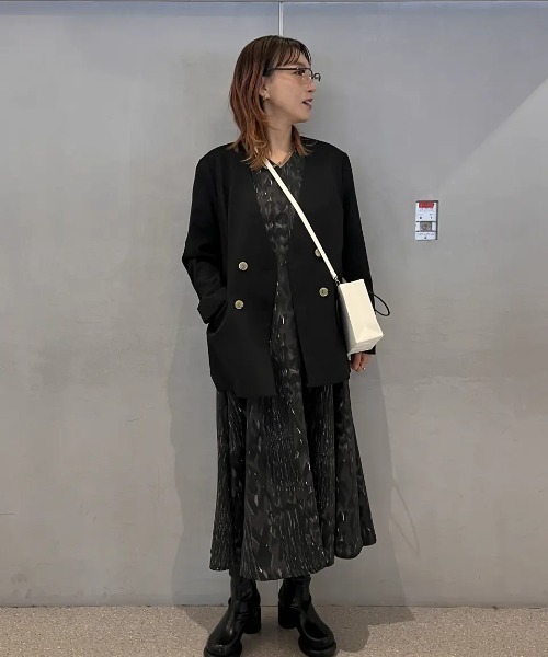 ROSE BUD ワンピース (mici)プリントVネックドレス : ZOZOTOWN