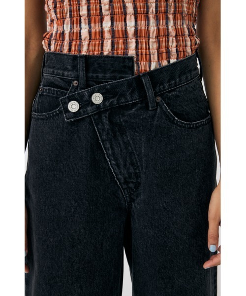 MOUSSY(マウジー) ジーンズ デニム デニムパンツ CROSS WAIST ハーフ MOUSSY(マウジー) ジーンズ デニム デニムパンツ CROSS WAIST ハーフ