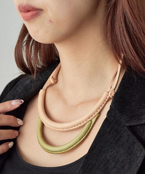 crescioni ネックレス Crescioni ネックレス crescioni/クレッシオーニ arc necklace