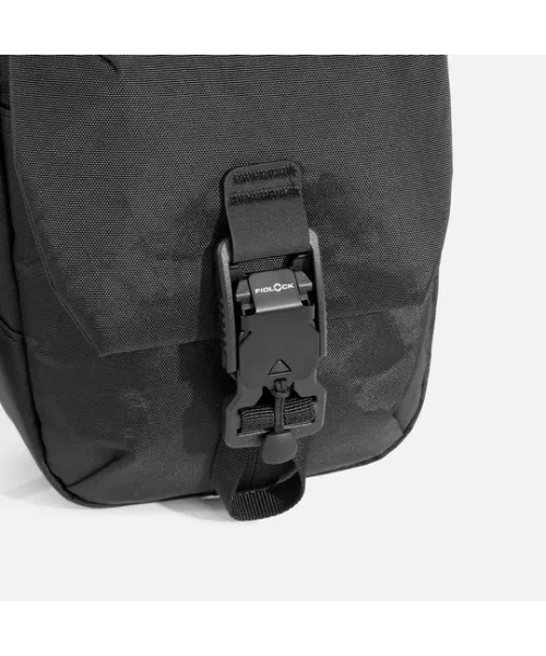 【美品】Aer Street Sling ブラック Aer（エアー） ショルダーバッグ AER Street Sling X-Pac / AER-29075