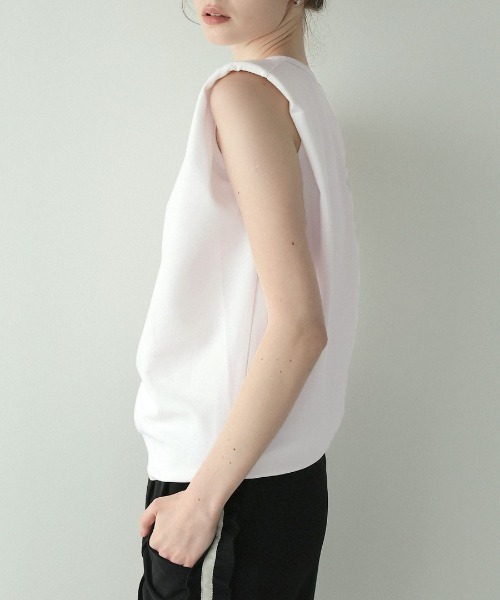 pufe tシャツ 「肩のラインを美しく引き立てる/二の腕カバー」「pufe 