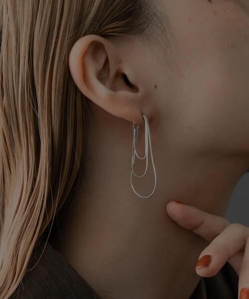 ピアス SMELLY so’　three stranded pierce レディースの画像