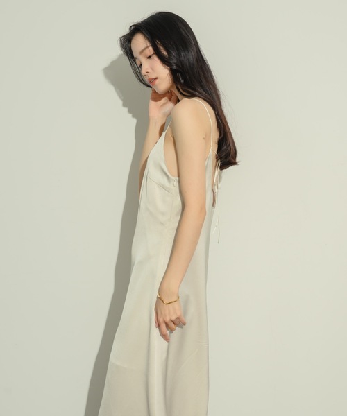 NEUNA ワンピース サテンバックシャンキャミワンピース