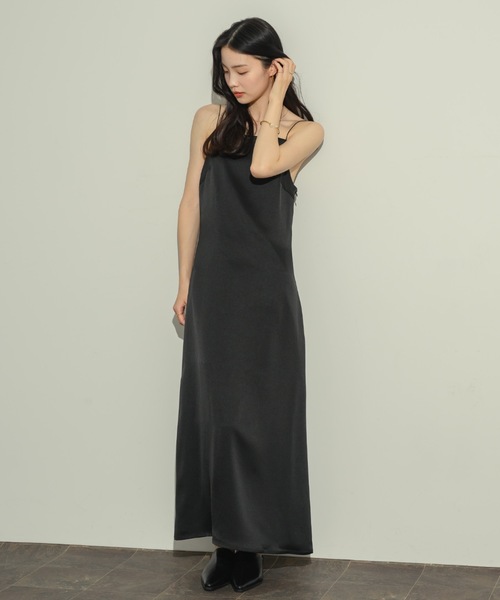 NEUNA ワンピース サテンバックシャンキャミワンピース