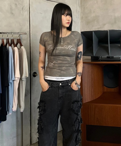 SCULPTOR（スカルプター） tシャツ Heavenly Button Down Camo Tee