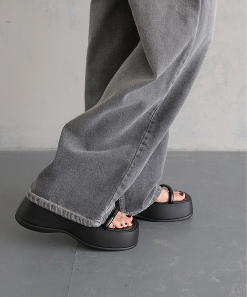「cheriella」 フラットサンダル S(23cm) ブラック レディース_画像2