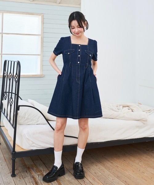 Lallana（ララーナ） ワンピース 半袖 square neck denim mini dress