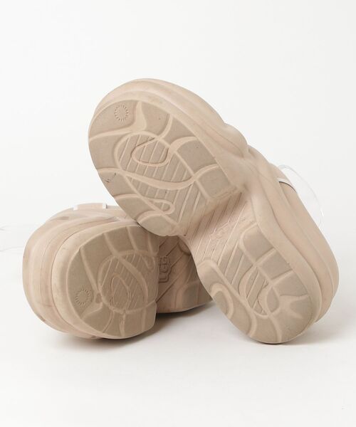 新品未使用UGG ベージュ プラットフォームサンダル UGG Australia（アグオーストラリア） 「UGG」 フラットサンダル 25.0