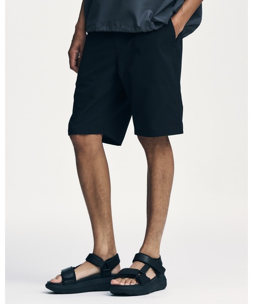 SOPHNET.（ソフネット） パンツ 4WAY STRETCH SHIRRING SHORTS メンズ