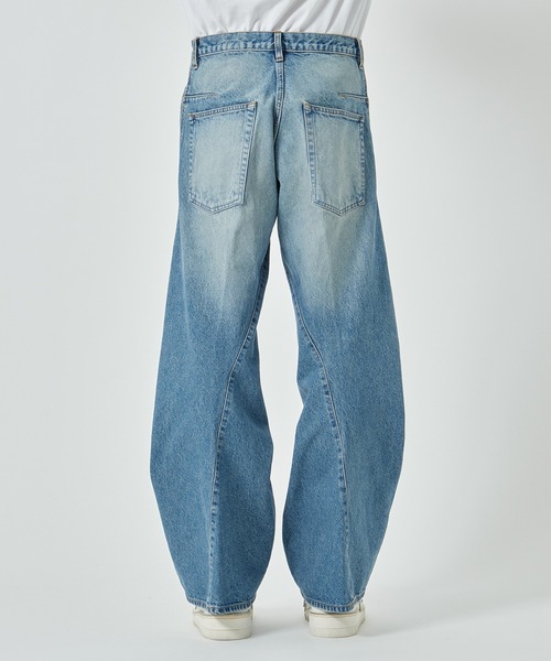 ジーンズ 「NVRFRGT」3D TWISTED WIDE LEG JEANS メンズの画像