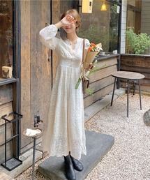 美品♡LIPSYレースワンピースS LIP SERVICE - リップサービス レースレイヤードドッキング