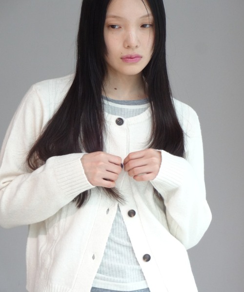 FEKETE（フェケテ）の「SCENTED CABLE KNIT / フレグランス