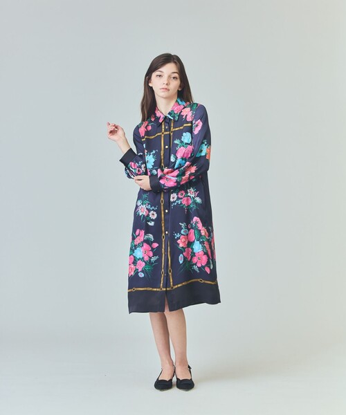 GRACE CLASS ワンピース　完売品 GRACE CLASS ワンピース ボタニカルスカーフプリントワンピース